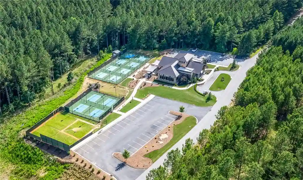 Lakeside Luxury Redefined 473 Peninsula Rdg Hits the Market for 11.5 Million 16