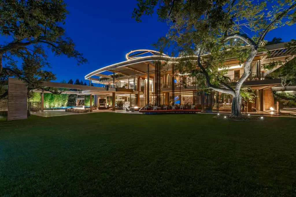 Luxury Redefined at 607 Siena Way—Ardie Tavangarians Visionary Estate Lists for 177M 1