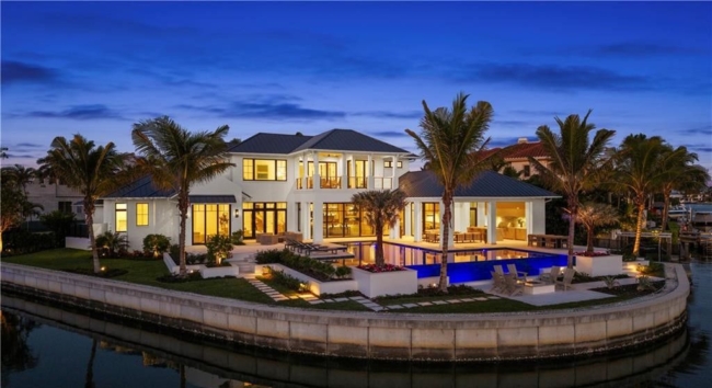 Naples Waterfront Masterpiece: $21 Million Coastal Estate in Prestigious Aqualane Shores