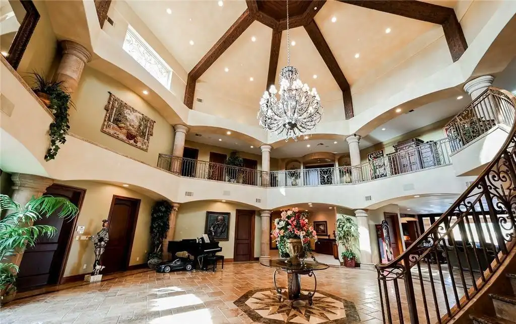 Spectacular Entertainers Dream Estate at 8280 Via Olivero Ave Lists for 7 Million 5