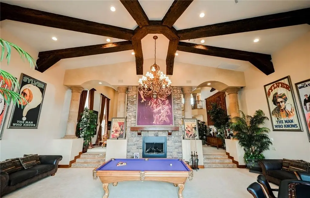 Spectacular Entertainers Dream Estate at 8280 Via Olivero Ave Lists for 7 Million 8