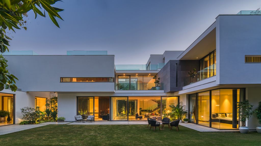 White House, Minimalist Sanctuary in India by DADA Partners