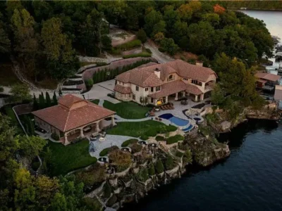 120 Carson Dr An Exclusive 8.9M Iconic Masterpiece at Lake of the Ozarks 1