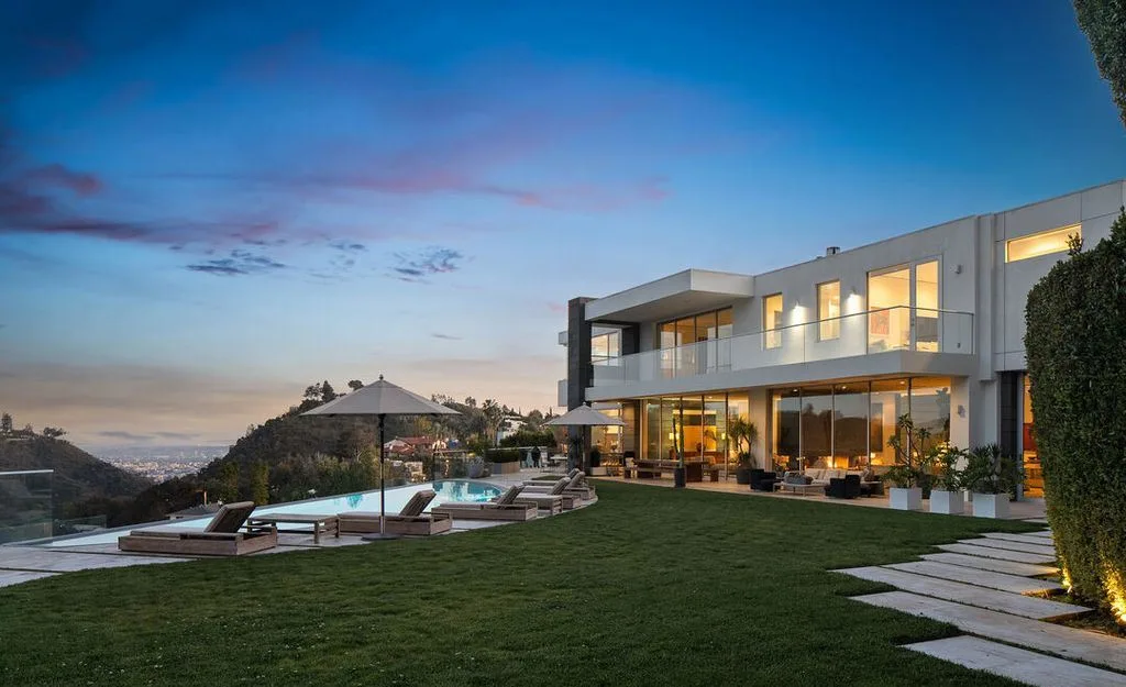 1740 Bel Air Rd A One of a Kind 17.5M Estate Blending Luxury Privacy Unmatched Views 2