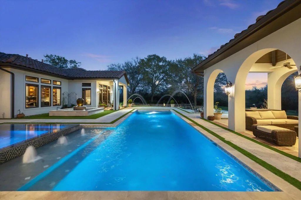 2126 Countryshire Ln Exquisite Custom Home in Gated Texas Enclave Listed at 2629000 12