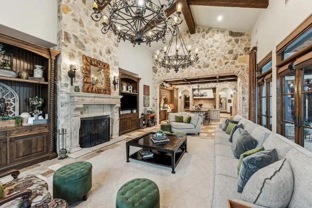 2126 Countryshire Ln Exquisite Custom Home in Gated Texas Enclave Listed at 2629000 7