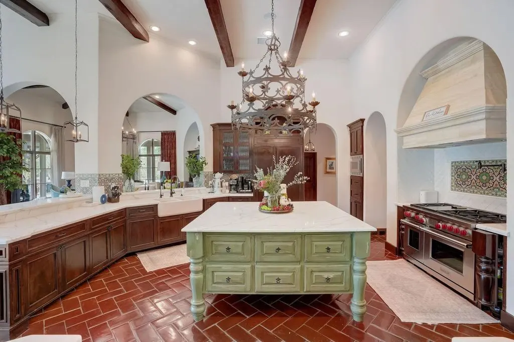 7519 Red Bay Cir Unveils a 5.99M Spanish Colonial Dream by Elby Martin 4