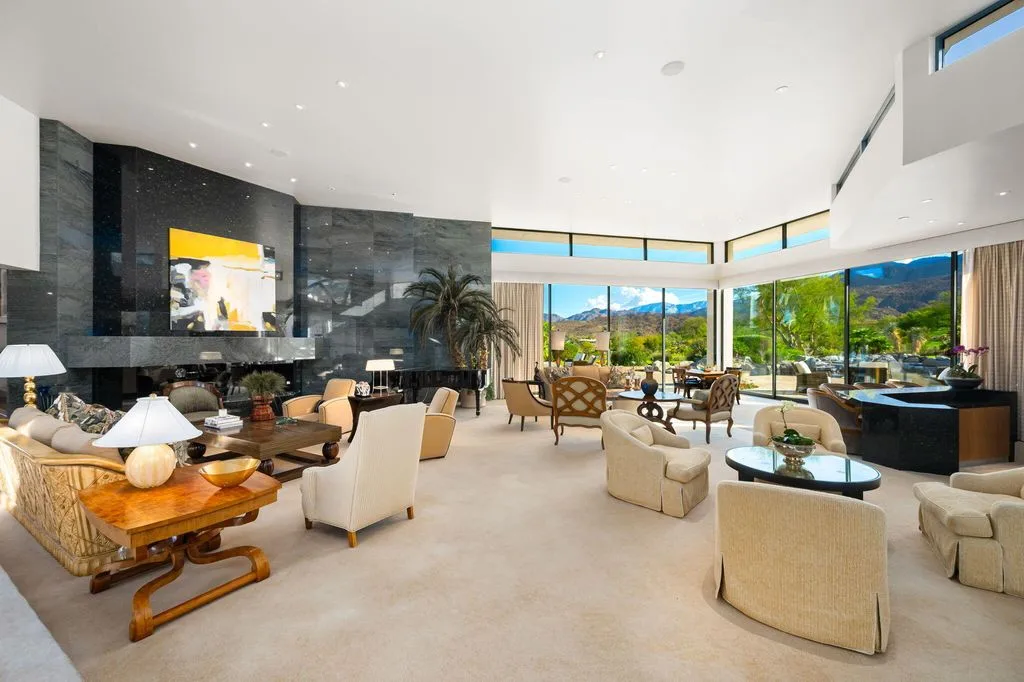 A Breathtaking Contemporary Oasis 79235 N Tom Fazio Ln Crafted by Guy Dreier for 7 5