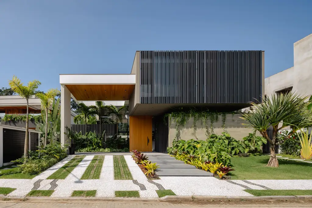 CLM Residence by Raiz Arquitetura A Nature Infused Luxury Retreat 9