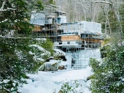 Frank Lloyd Wright’s Fallingwater Faces Major Restoration (1)