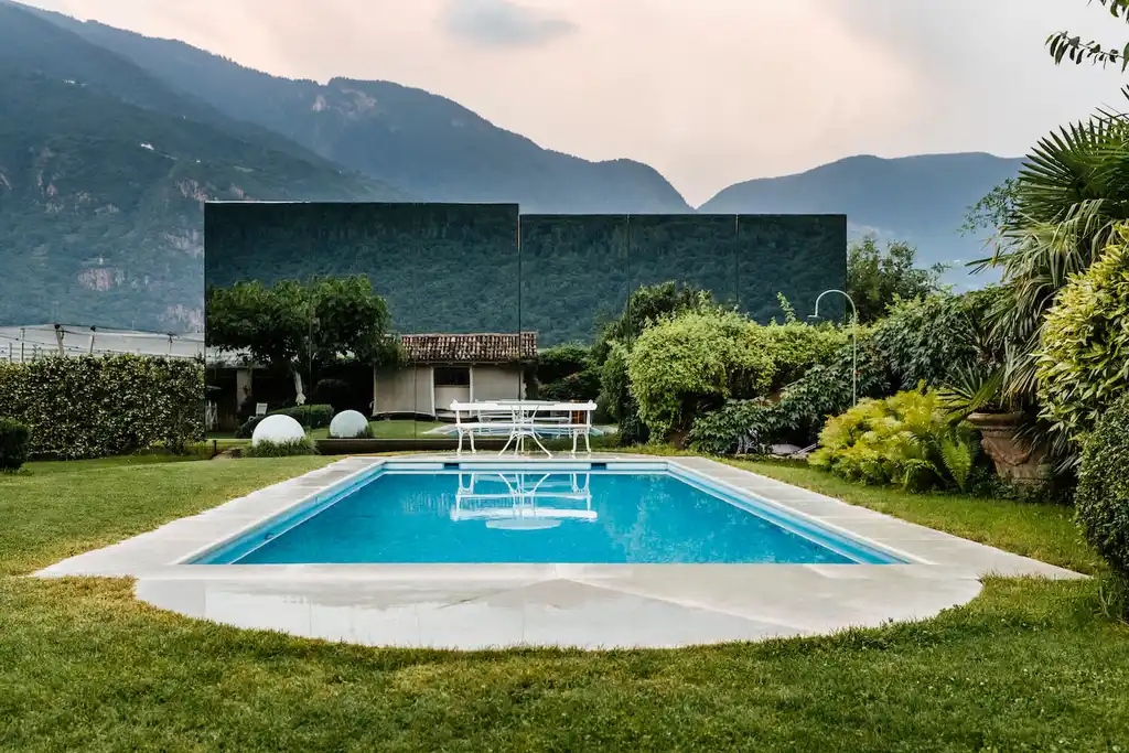 The Mirror Houses by Peter Pichler Architecture, A Shimmering Escape in South Tyrol