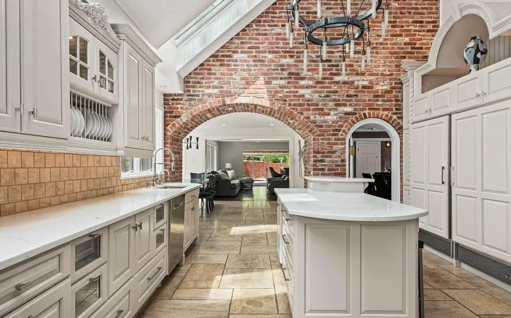 1100 Green Valley Rd Showcases a Stunning Tudor Revival in Bryn Mawr for 2.795 Million 7