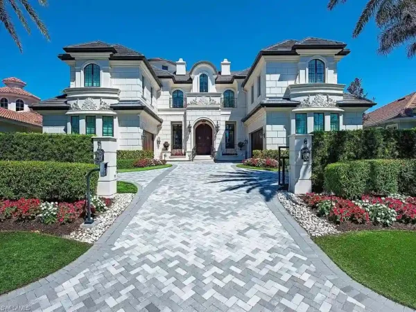 An Exceptional $12 Million Waterfront Dream Home Redefining Luxury Living in Naples’ Prestigious Park Shore