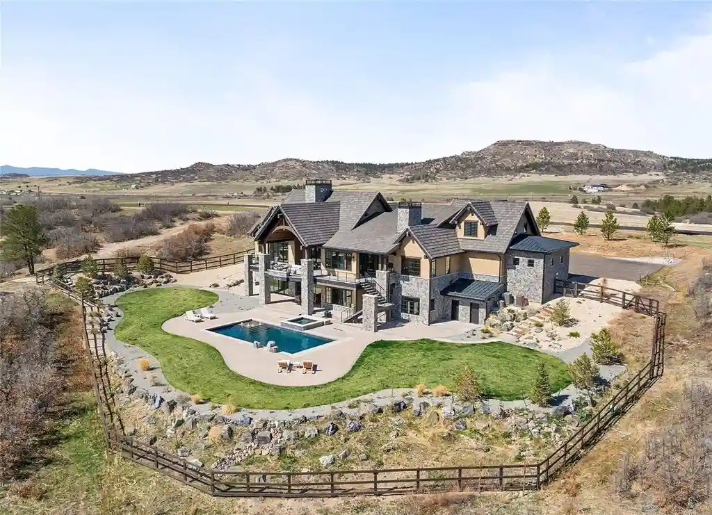 3148 Keep Drive Offers Captivating Modern Mountain Luxury for 4.95 Million in Colorado 12