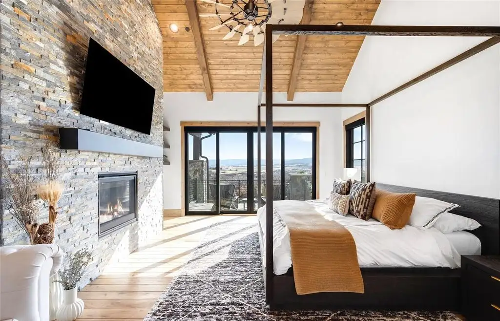 3148 Keep Drive Offers Captivating Modern Mountain Luxury for 4.95 Million in Colorado 6