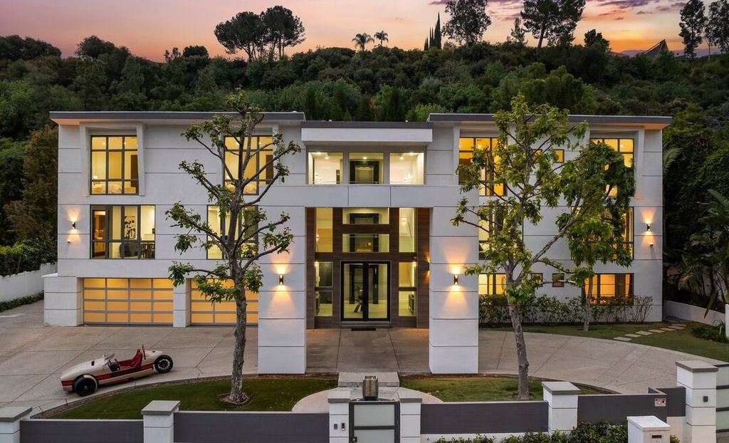 4230 Valley Meadow Rd Is a 7.99M California Sanctuary of Uncompromising Luxury and Seclusion 1