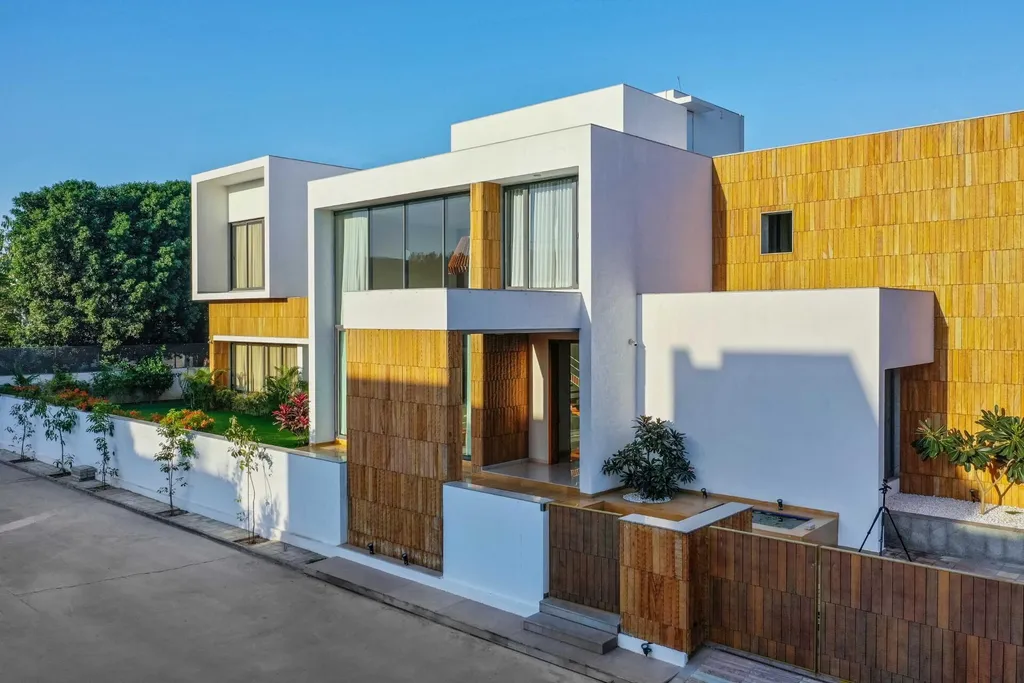 Casa Bianca in Ahmedabad by The Grid Architects A Biophilic Urban Sanctuary Rooted in Art Light and Serenity 2