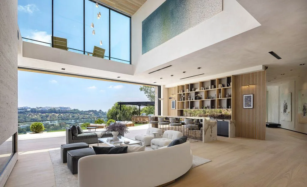Stunning 1104 N Tigertail Rd Estate with Breathtaking Views of the City Skyline and Getty Center Priced at 23995000 3