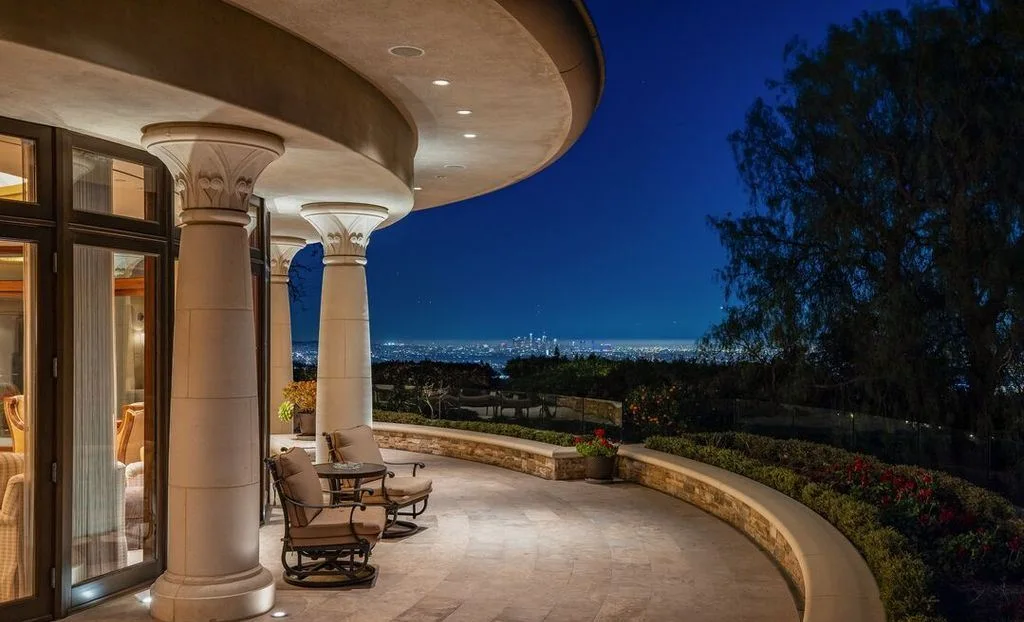 1101 Bel Air Pl The Prestigious Quincy Jones Estate Offering Panoramic Views and Ultimate Privacy for 59.995 Million 9