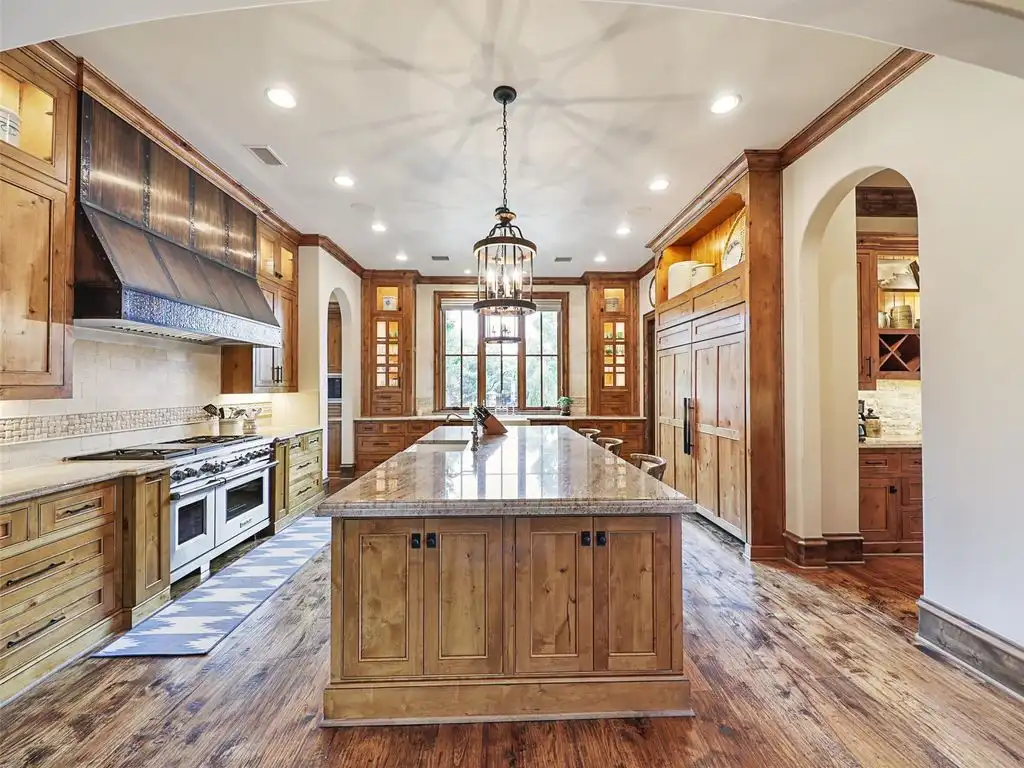 1117 Post Oak Pl A Stunning Colorado Inspired Estate in the Heart of Westlake Listed for 6.95 Million 7
