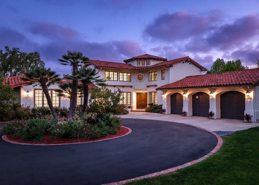 14910 Rancho Nuevo Presents a Breathtaking Mediterranean Estate in Rancho Del Mar for 6.95 Million 4