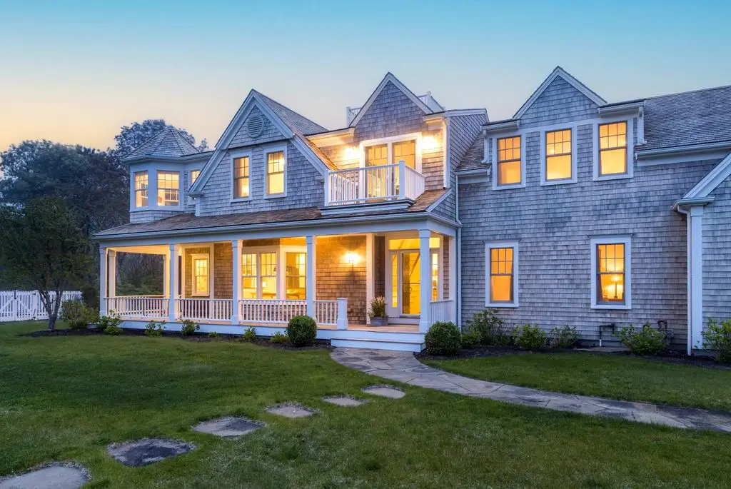 15 Windy Hill Way A Stunning Coastal Retreat in the Heart of Chatham Asking 6.75 Million 11