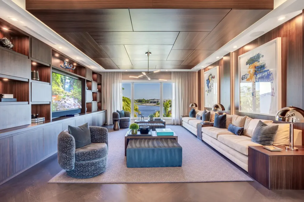 16101 Quiet Vista Circle – Ultra-luxury home in Delray Beach with lake views, saltwater pool, Har-Tru tennis court and double-island kitchen