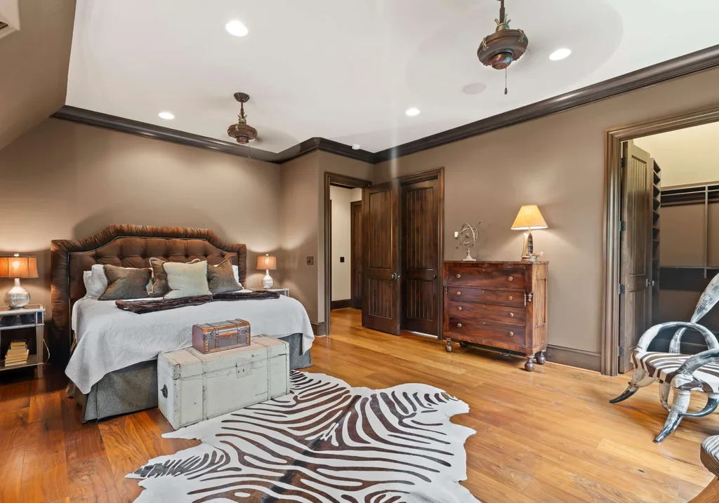 172 Tennessee Cir Unveils a Breathtaking 7.5M European Style Estate on Lake Normans Pristine Shoreline 13