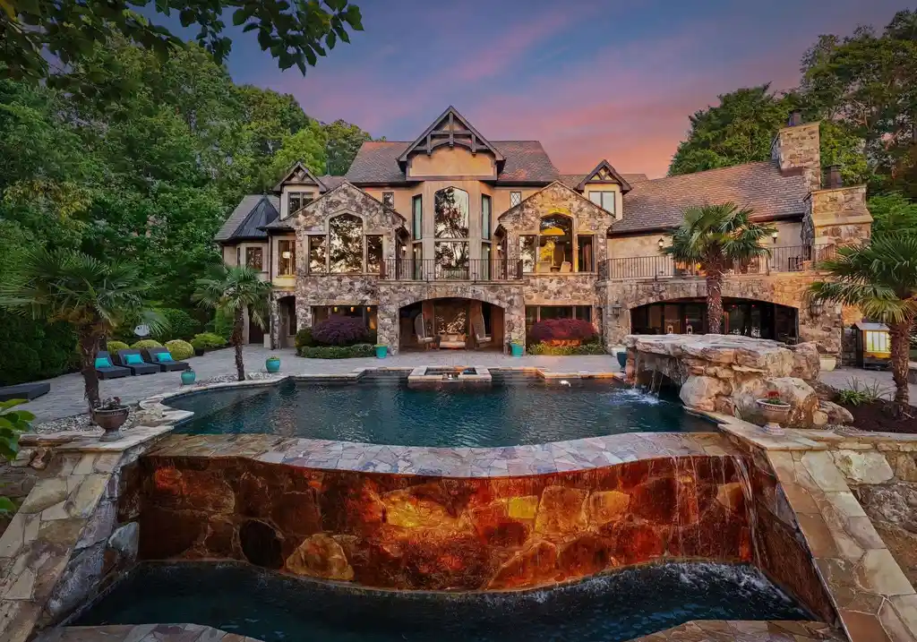 172 Tennessee Cir Unveils a Breathtaking 7.5M European Style Estate on Lake Normans Pristine Shoreline 2