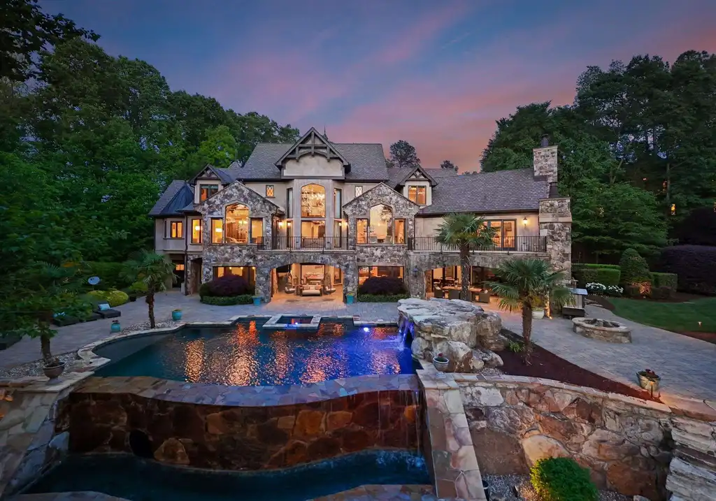 172 Tennessee Cir Unveils a Breathtaking 7.5M European Style Estate on Lake Normans Pristine Shoreline 3