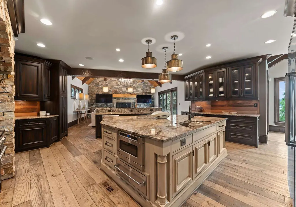 172 Tennessee Cir Unveils a Breathtaking 7.5M European Style Estate on Lake Normans Pristine Shoreline 5