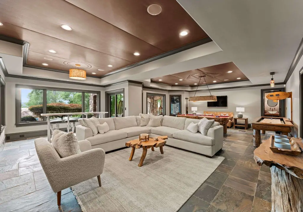 172 Tennessee Cir Unveils a Breathtaking 7.5M European Style Estate on Lake Normans Pristine Shoreline 8