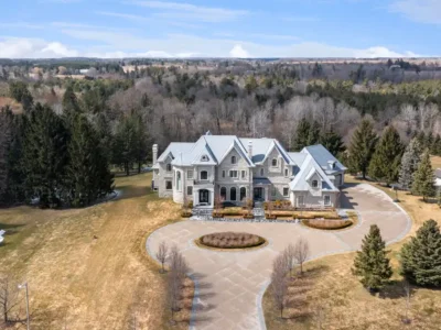 20 Orico Ct Offers Sophisticated Grandeur and Privacy in Kleinburg for C9.999 Million 2