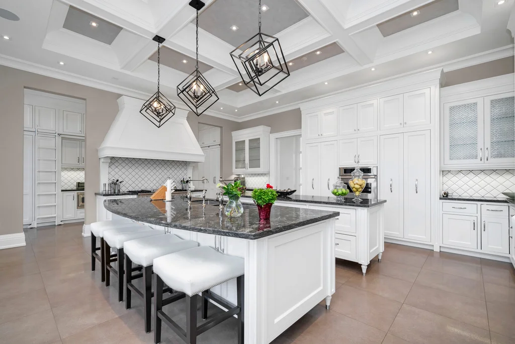 20 Orico Ct Offers Sophisticated Grandeur and Privacy in Kleinburg for C9.999 Million 4