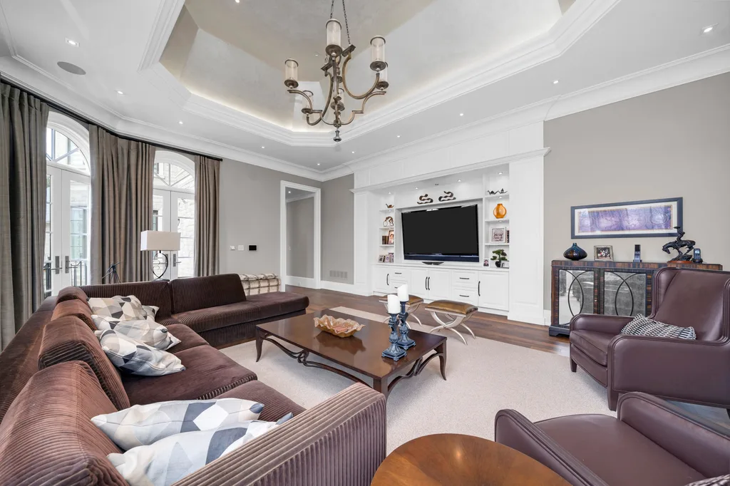 20 Orico Ct Offers Sophisticated Grandeur and Privacy in Kleinburg for C9.999 Million 7