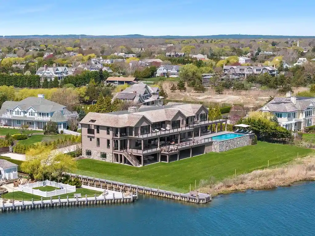 34 Westbridge Rd Extraordinary Custom Built Waterfront Estate in New York 14000 Sq. Ft. for 24.75 Million 14