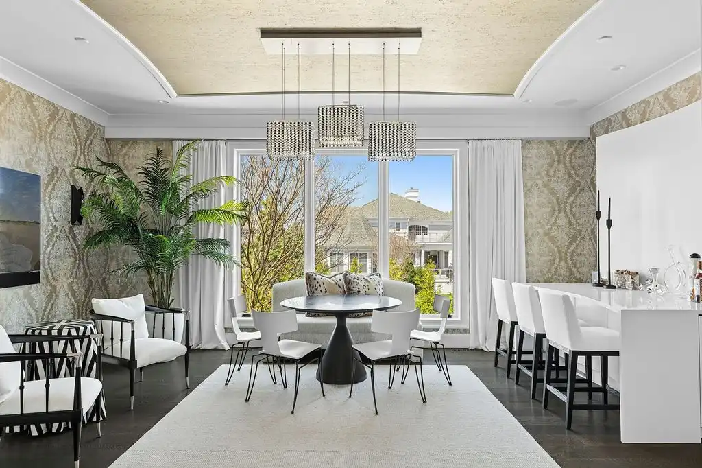 34 Westbridge Rd Extraordinary Custom Built Waterfront Estate in New York 14000 Sq. Ft. for 24.75 Million 7