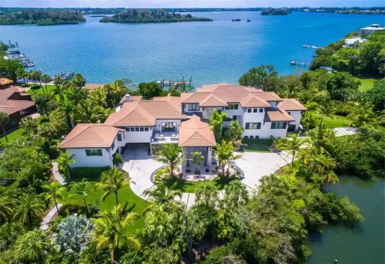 Zen-Inspired $18.9 Million Waterfront Retreat on Siesta Key Redefines Sarasota Luxury Living