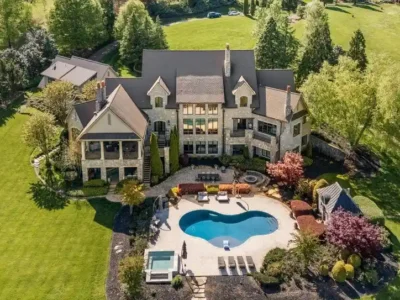 3847 River Vista Way Unveils a Spectacular 8.9 Million Waterfront Estate in Tennessees Most Coveted Community 15