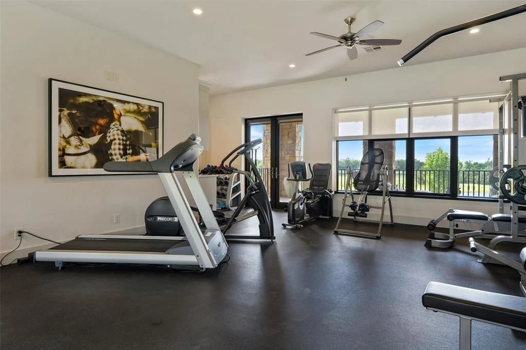 4400 NW 150th St Oklahomas Premier 5.9M Luxury Estate with Golf and Lakefront Serenity 13