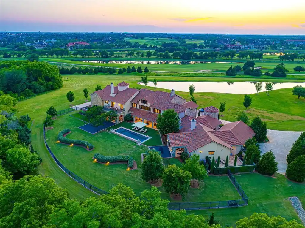 4400 NW 150th St Oklahomas Premier 5.9M Luxury Estate with Golf and Lakefront Serenity 5