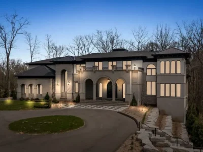 559 Barrington Park Showcases Stunning Moroccan Elegance in Bloomfield Hills Listed at 7.5 Million 1