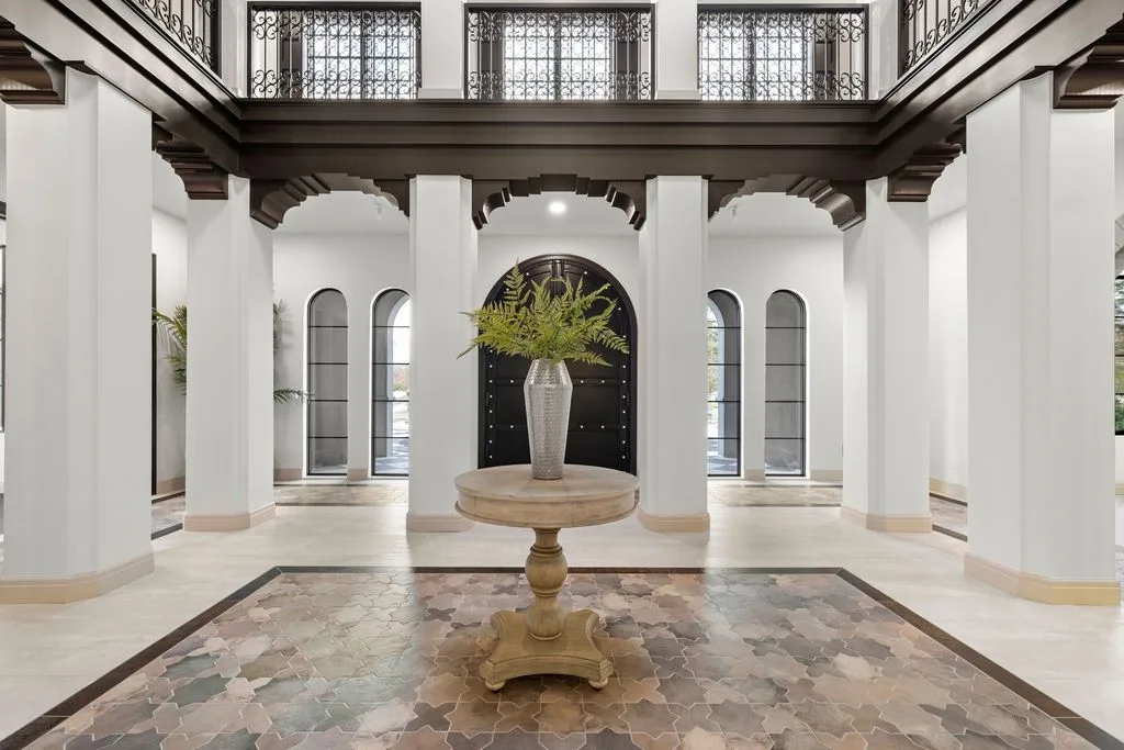 559 Barrington Park Showcases Stunning Moroccan Elegance in Bloomfield Hills Listed at 7.5 Million 4