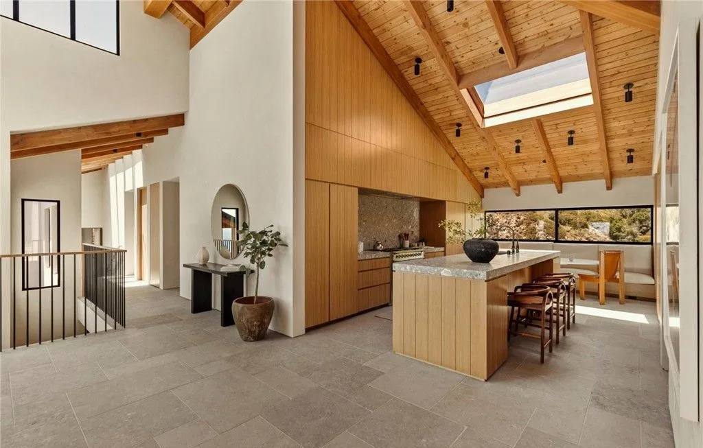 5941 Trancas Canyon Rd Unique Architectural Masterpiece Where Nature Shapes How You Live 2