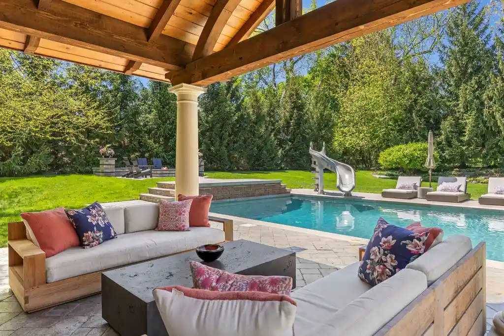 597 Yarboro Dr Bloomfield Hills A Stunning Blend of Luxury Comfort and Classic Design at 4299000 11