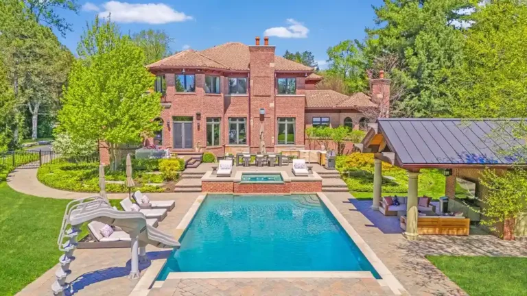 A Premier Bloomfield Hills Estate Offering Timeless Luxury and Comfort for $4,299,000