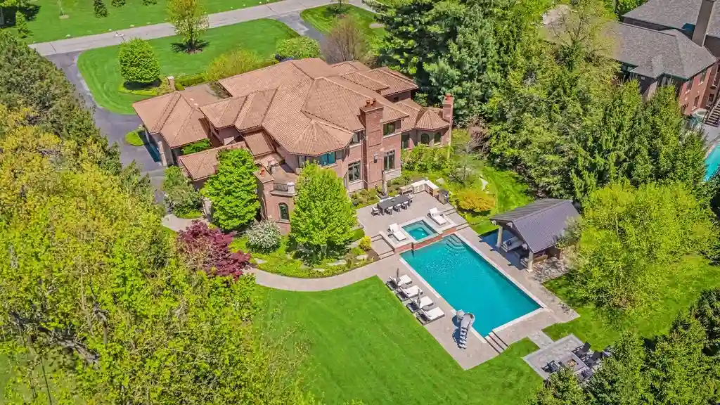 597 Yarboro Dr Bloomfield Hills A Stunning Blend of Luxury Comfort and Classic Design at 4299000 13