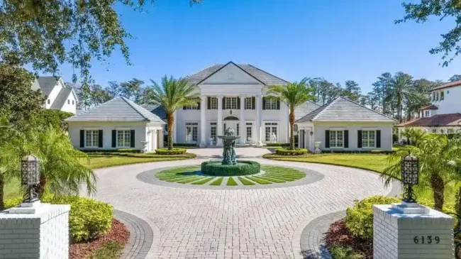 Lakefront Majesty in Keenes Pointe: $9.2 Million Windermere Estate Redefines Florida Luxury Living