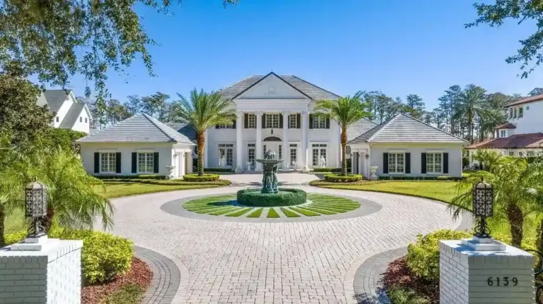 Lakefront Majesty in Keenes Pointe: $9.2 Million Windermere Estate Redefines Florida Luxury Living