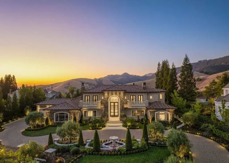 Breathtaking $12.3M Tuscan-Inspired Villa Showcases California’s Iconic Light-Filled Living